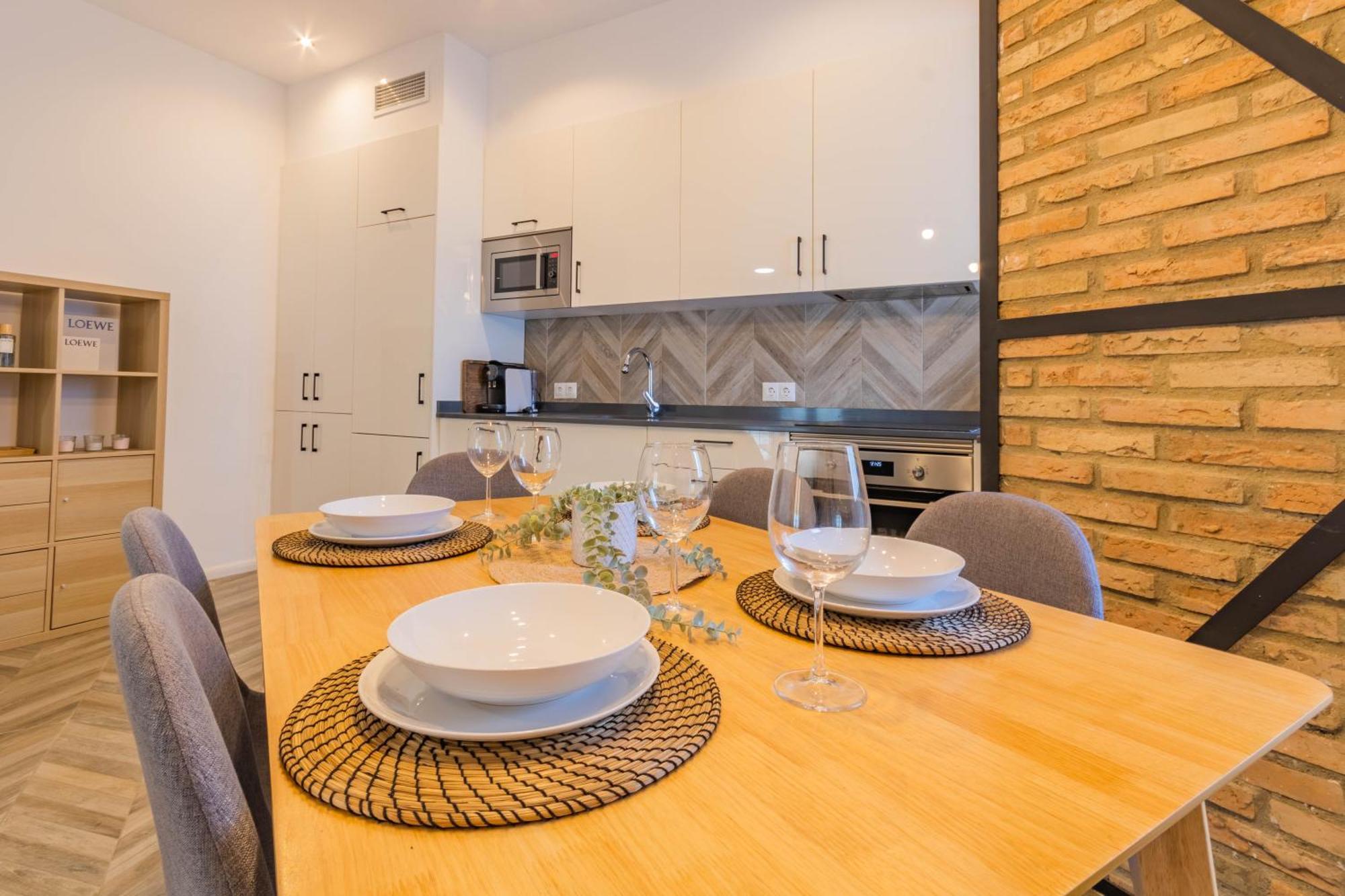 Luxury Downtown Station Apartamento