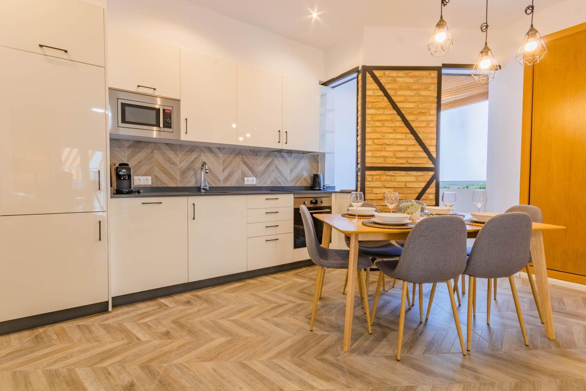 Luxury Downtown Station Apartamento *